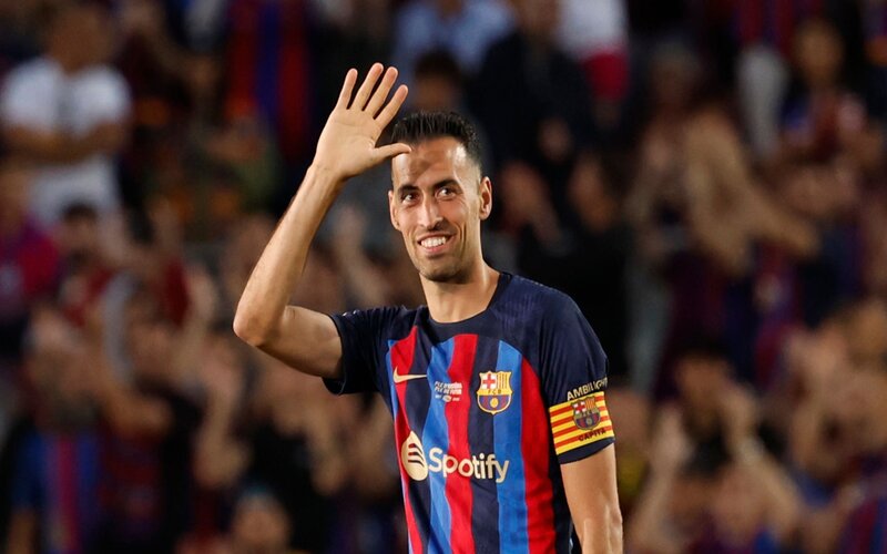 Đội trưởng bóng đá Sergio Busquets